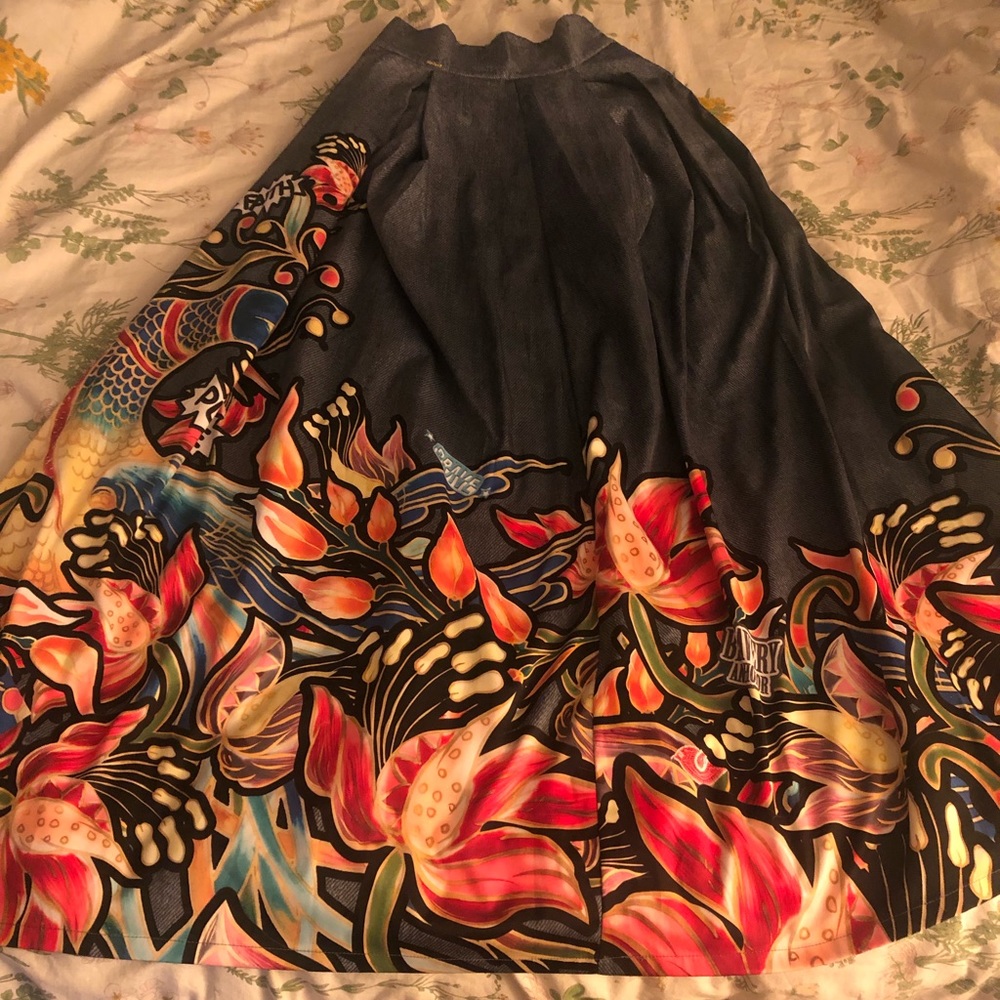 Goegeous flowy heavy silk skirt